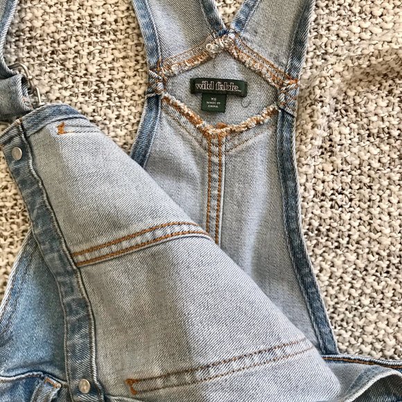 Denim Shorts Overalls - Picture 3 of 4